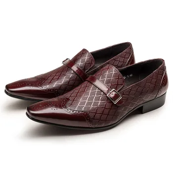 Moda Klasik Erkek Elbise Ayakkabı Toka Patent deri ayakkabı Küçük Kare Kafa üzerinde Kayma Resmi parti ayakkabıları Erkekler için Düğün Ayakkabı