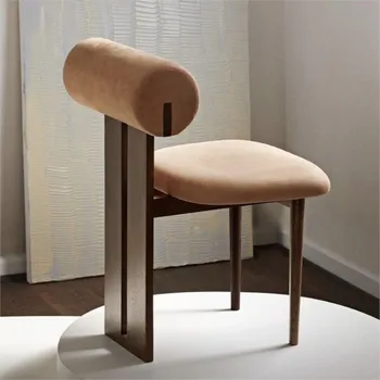 2023 Yeni katı ahşap yemek sandalyesi Yumuşak Çanta Ev Yemek sandalye ışığı Lüks İskandinav Yemek Sandalyesi Yatak Odası Dekorasyon Sandalye LE672