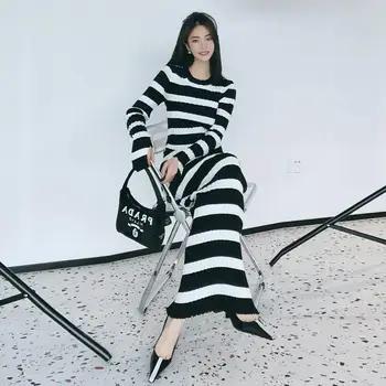 2022 Yeni Sonbahar Kış Kadın Örme Elbise İnce Zarif O-boyun Streç Uzun kollu Sonbahar Rahat Çizgili uzun elbise L70