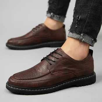 2022 Yeni erkek Kaliteli deri ayakkabı İngiliz İş lace up moda siyah Yumuşak Deri Erkek Bölünmüş deri Elbise Ayakkabı erkekler