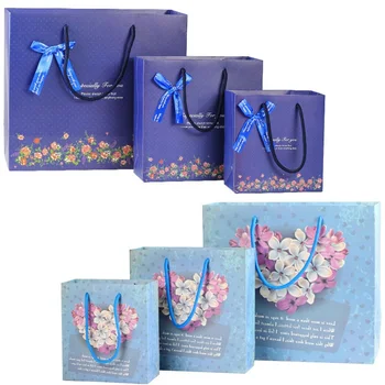 100 adet/grup 3 Boyutu mavi Buket hediye çantası Kağıt hediye çantası/ orta boy/bej düğün hediye saplı çanta Festivali hediye keseleri