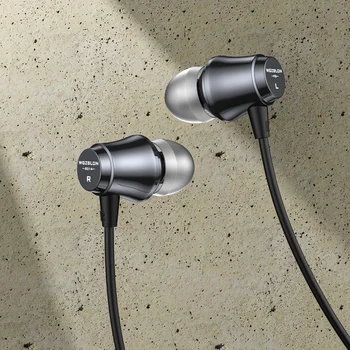 BLON Şişman Kız Kablolu Kulak Kulaklık Monitörler 10mm Kompozit Diyafram Müzik Spor mikrofonlu kulaklık