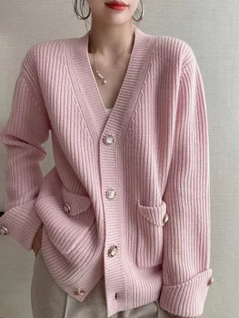 Kış 2023 Kore Moda kadın Zarif Katı Pembe Giyim İnci Düğme Örme V Yaka Y2k Hırka Vintage Sıcak Kazak