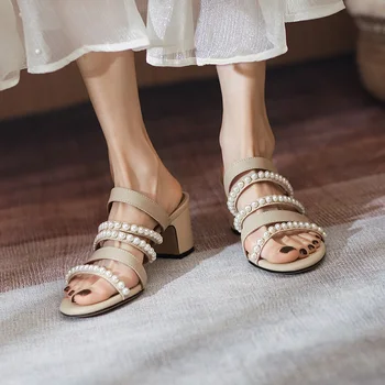 Bayan Sandalet Yüksek Topuk Yaz Sandalet Fransız Tarzı Kadın Ayakkabı Zarif Kadın Terlik İnek Deri Retro İnciler Ayakkabı