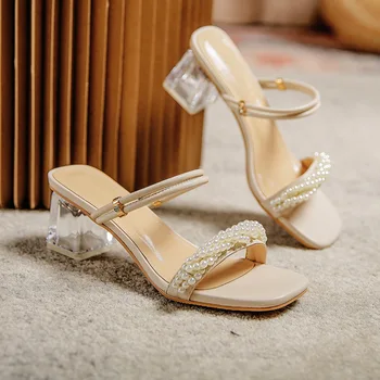 Moda Kare Kristal Topuklu İnci Kadın Sandalet 2021 Yeni Dize Boncuk Yüksek Topuklu Ayakkabılar Burnu açık Peri Tarzı Kadın Terlik