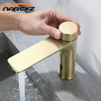 304 Paslanmaz çelik Nikel Altın Banyo Lavabo akıllı ındüksiyon Sıcak ve Soğuk Lavabo Tek delik Musluk YQ70069P