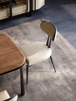 Işık lüks yemek Sandalyesi Modern basit Rahat sandalye Oturma Odası Premium Yemek Tabure Tasarımcı Sırt Çantası