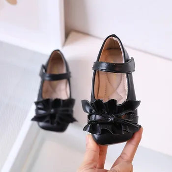 Kızlar rahat ayakkabılar Pilili Japon Tarzı Çocuk Çok Yönlü Düz Renk Kare ayak Çocuklar Çok Yönlü makosen ayakkabı 2023 Yaz PU
